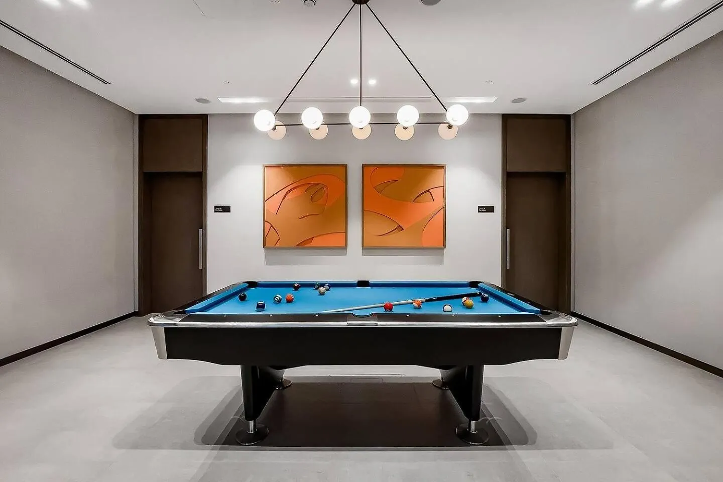 Grande Signature Residences Dubai Apartment